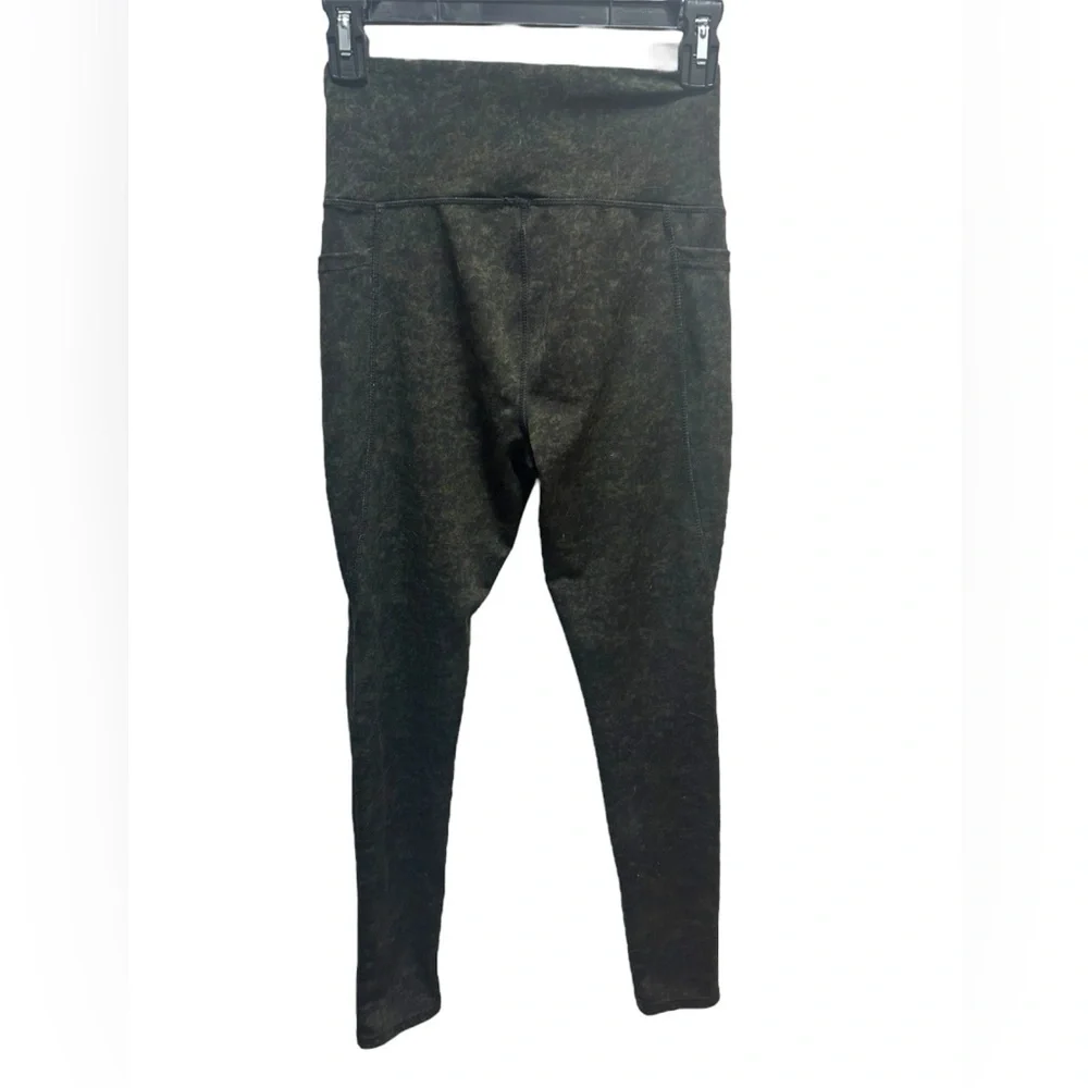Marissa Olivia green leggings